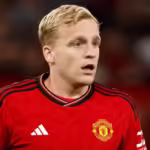 Girona secure permanent signing of Donny van de Beek from Man United