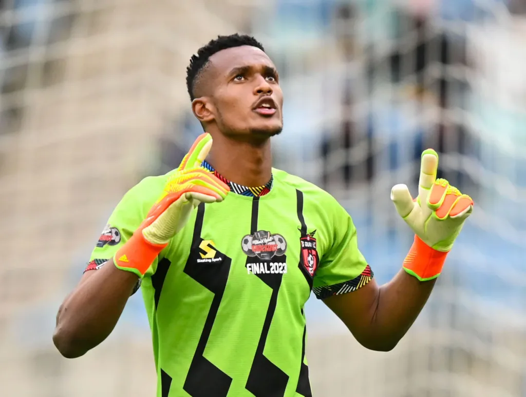 Fiacre Ntwari: Player Profile and Stats