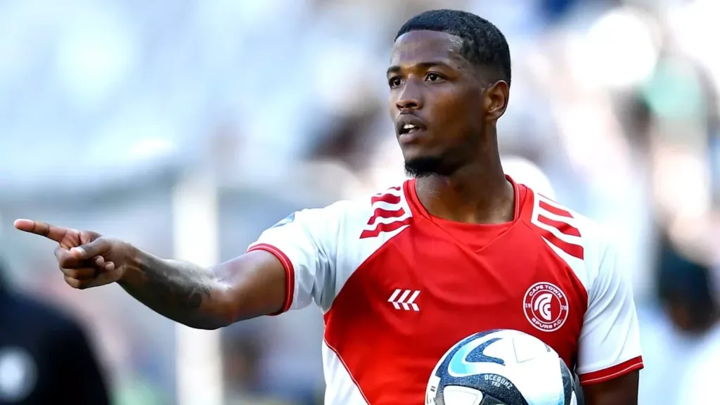 Rushwin Dortley: Top South African Young Defender’s Profile and Stats