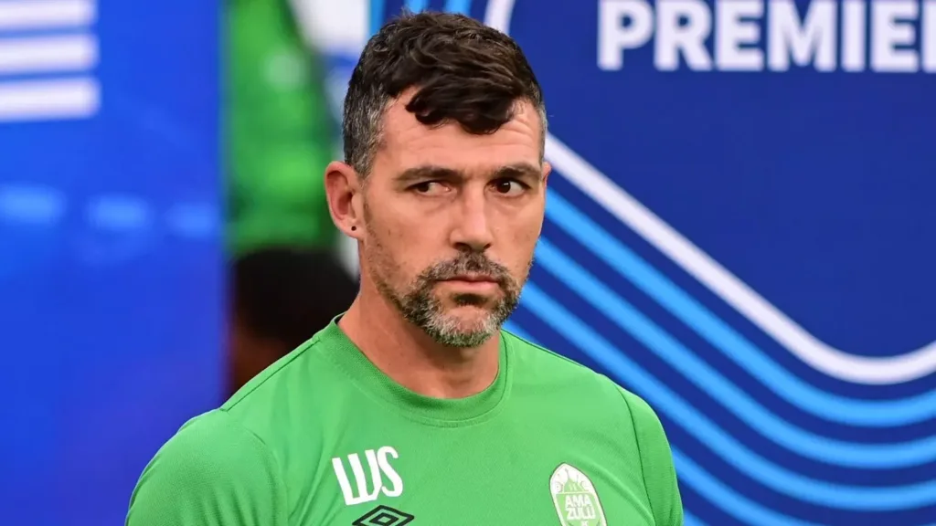 Fadlu Davids Explains Recruitment of Wayne Sandilands as Key Addition to Simba SC Coaching Staff